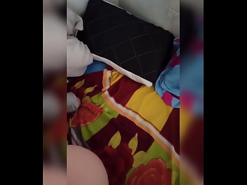 ❤️ Nire gelakidea etxean bakarrik geratzen da, bere senarra oporretara joaten delako eta nik izorratzeko eta ipurdia esnez betetzeko aprobetxatzen dut ☑ Porno gurean eu.punkbass.ru